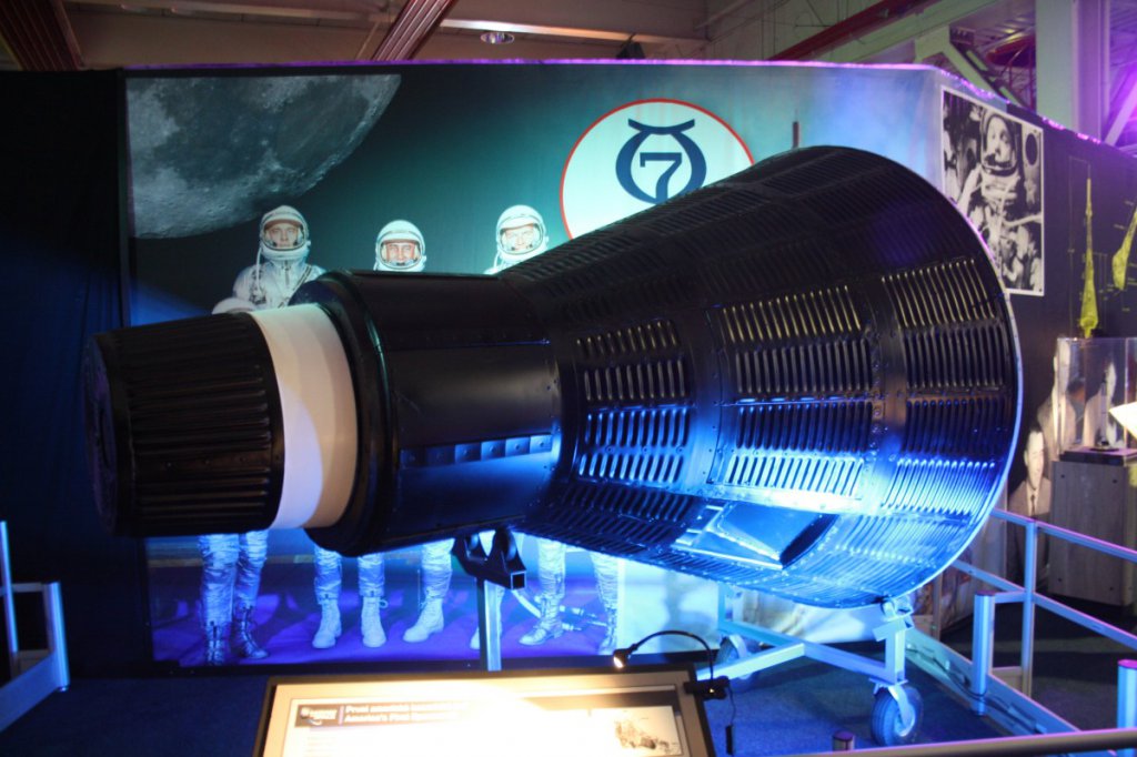 img_9607 mercury kabina w